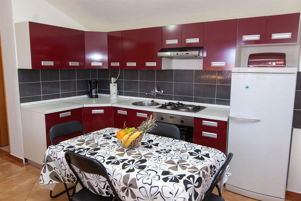 Apartments Loncar Jadranovo Zimmer foto